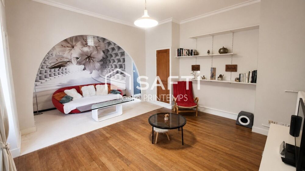 Vente Maison Volumes exceptionnels au cœur de Fontenay Le Comte ! Fontenay-le-comte