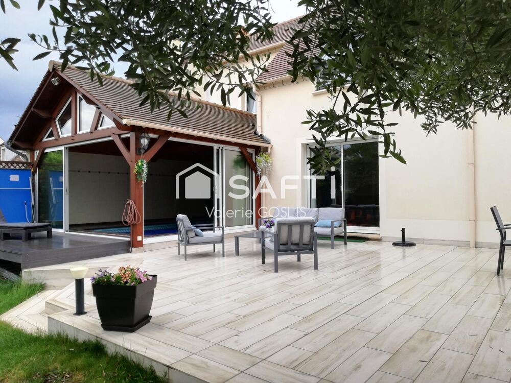 Belle propriété sans travaux avec piscine couverte