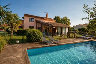 Maison 7 pièces 230 m² · à Lherm · 230 m² · 406 000 €