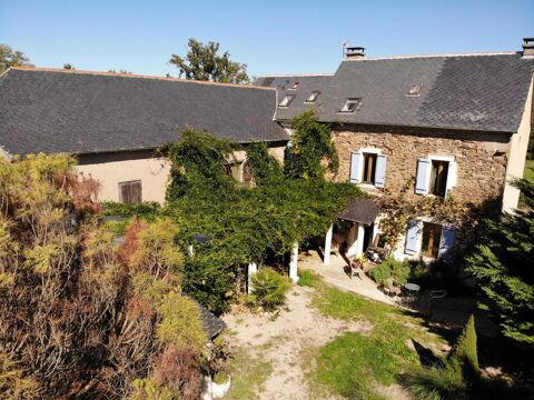   Coup de c�ur pour les amoureux de l'ancien Maison - 8 pi�ce(s) - 230 m�