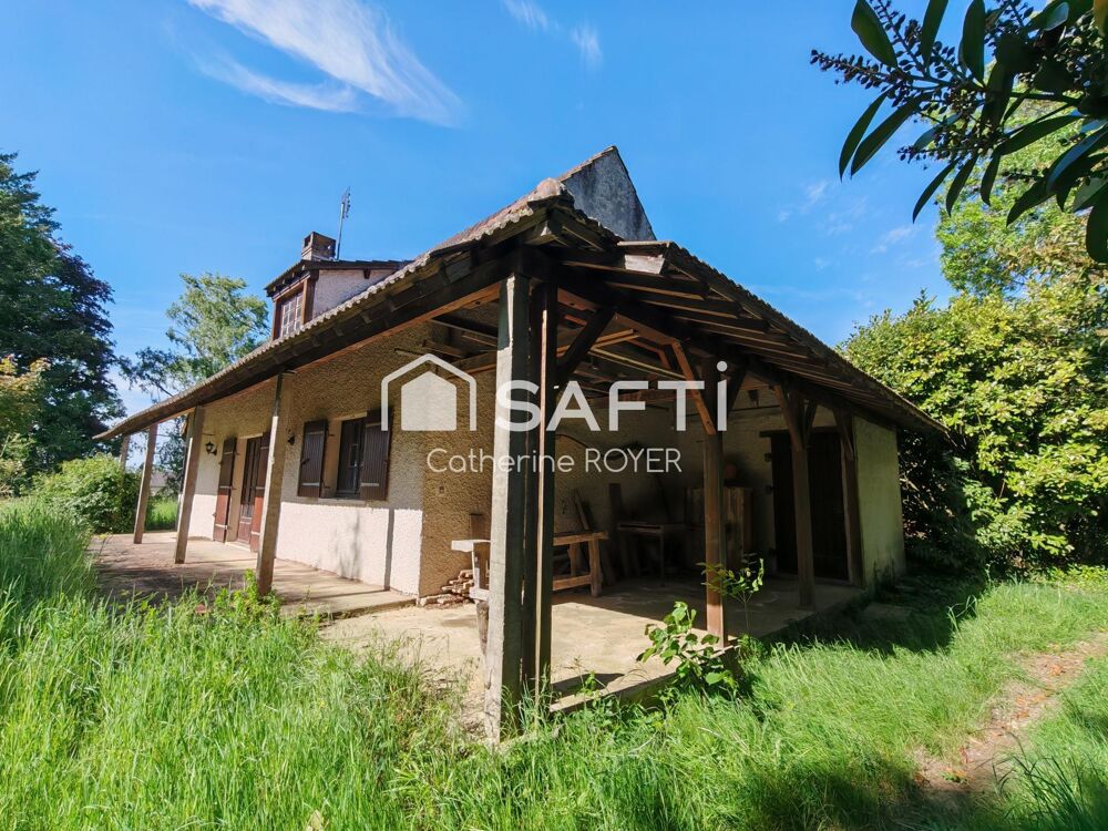 Maison ancienne rénovée sur 20000 m² de terrain