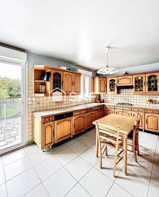  Maison  vendre 7 pices 218 m