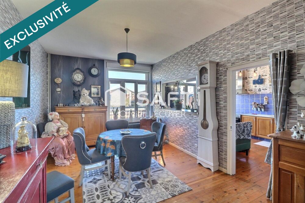 Vente Maison Centre ville, propriété avec 2 immeubles, dont une partie commerce possible, cour, garage! Beau potentiel pour tout projet ! Caudry