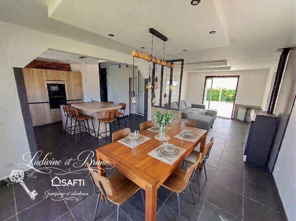 SUPERBE MAISON FAMILIALE