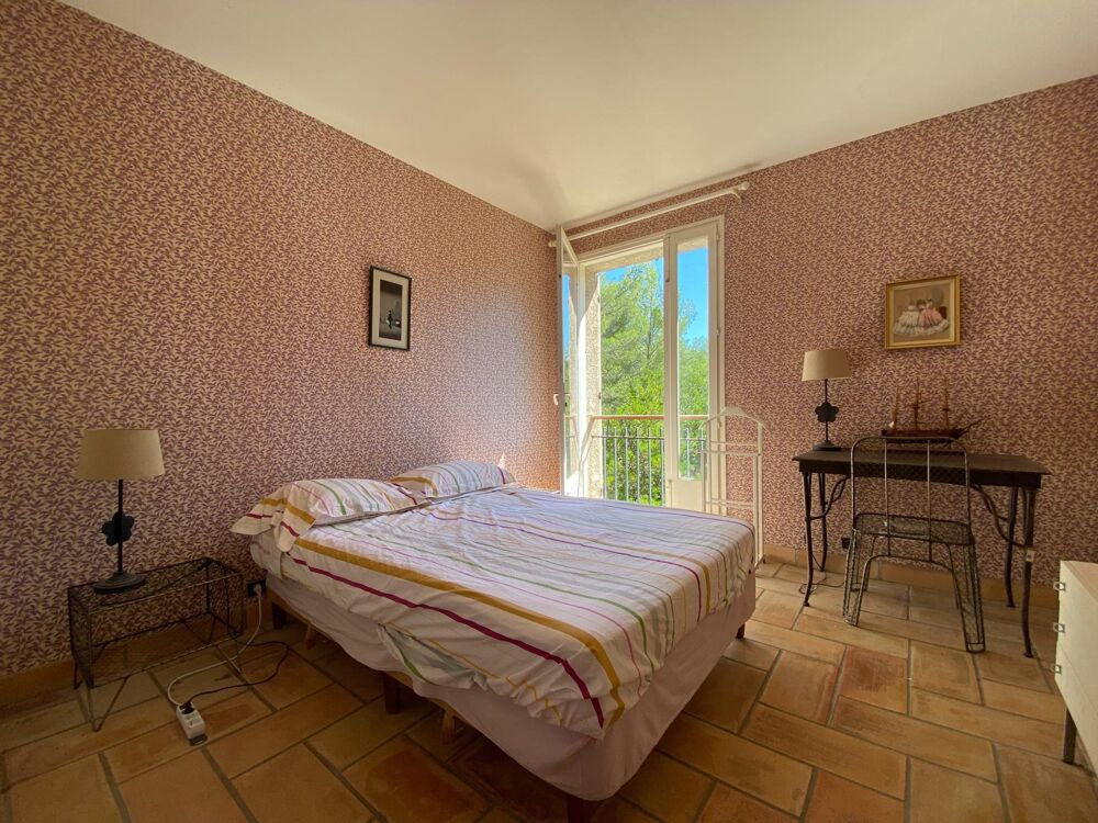  vendre  Maison Le Revest-les-Eaux (83200)