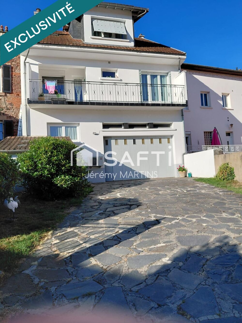 Maison familiale de caractère avec espace professionnel
