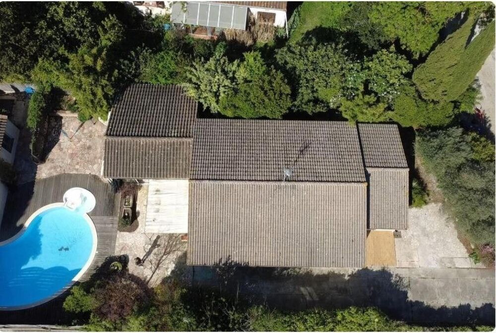 Maison individuelle de plain-pied avec piscine et logement indépendant  Villeneuve-la-Comptal