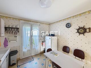  Maison  vendre 6 pices 80 m