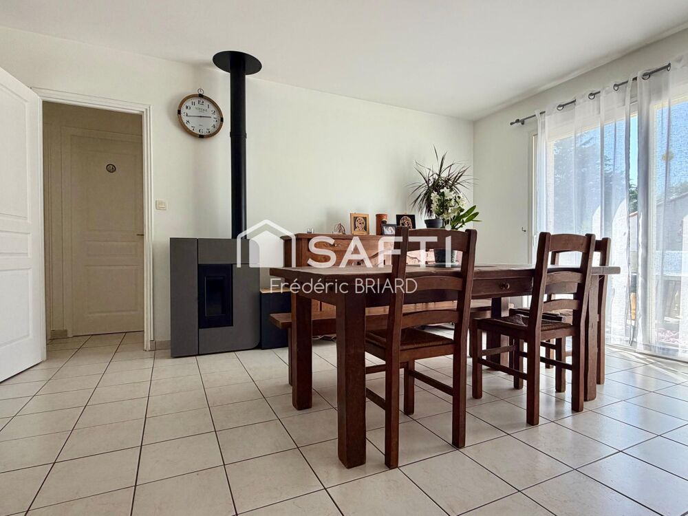 Vente Maison Vairé - Centre ville, plain-pied 95m2, 3 chambres Vaire