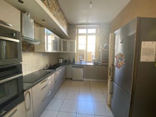  Maison  vendre 9 pices 221 m