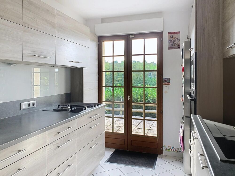 Vente Maison Maison lumineuse, en parfait état, au coeur du bourg de Cambremer. Cambremer