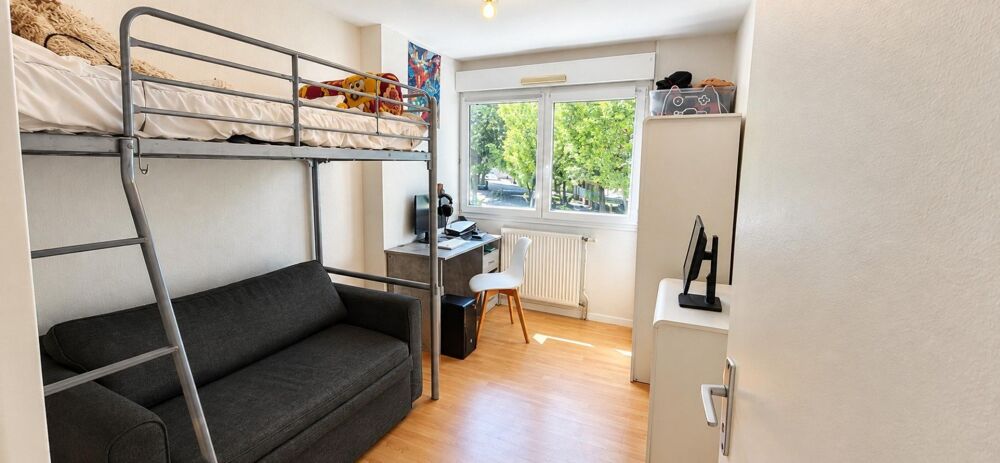 Vente Appartement Appartement 69 m² avec balcon, 2 chambres et grand cellier – Box fermé Nantes