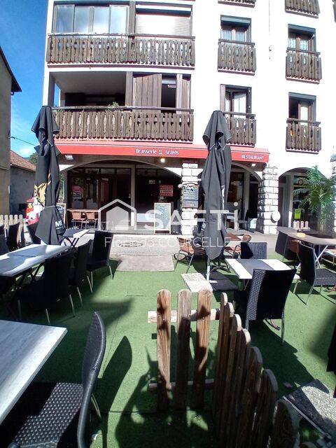 situ&eacute; en plein centre ville de Th&ocirc;nes 230000 74230 Thones