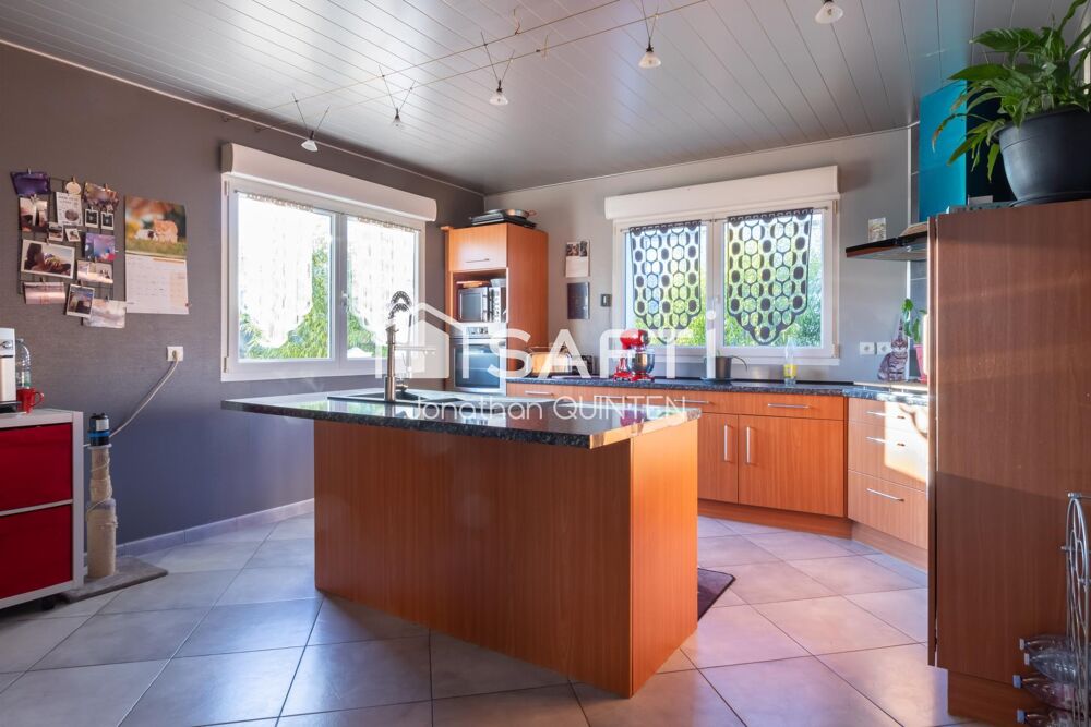 Volumes, lumière et confort moderne pour cette maison darchitecte à Coume