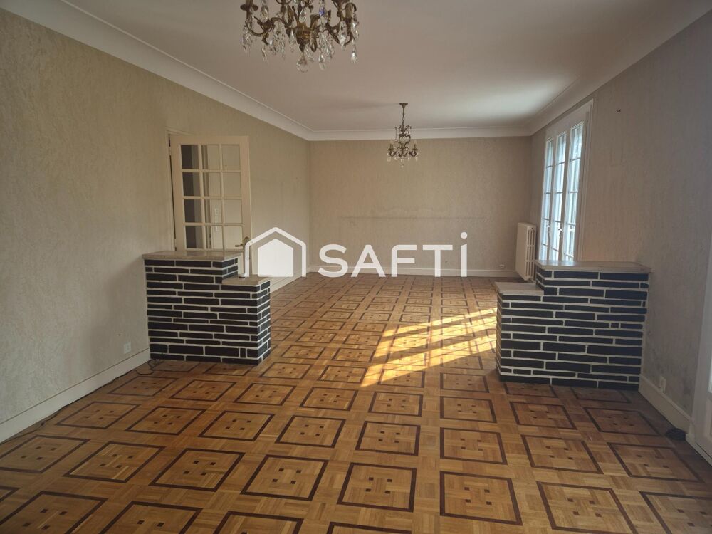 SAINT-SULPICE-DE-POMMERAY  PROPRIÉTÉ AVEC DÉPENDANCE SUR 849 M²
