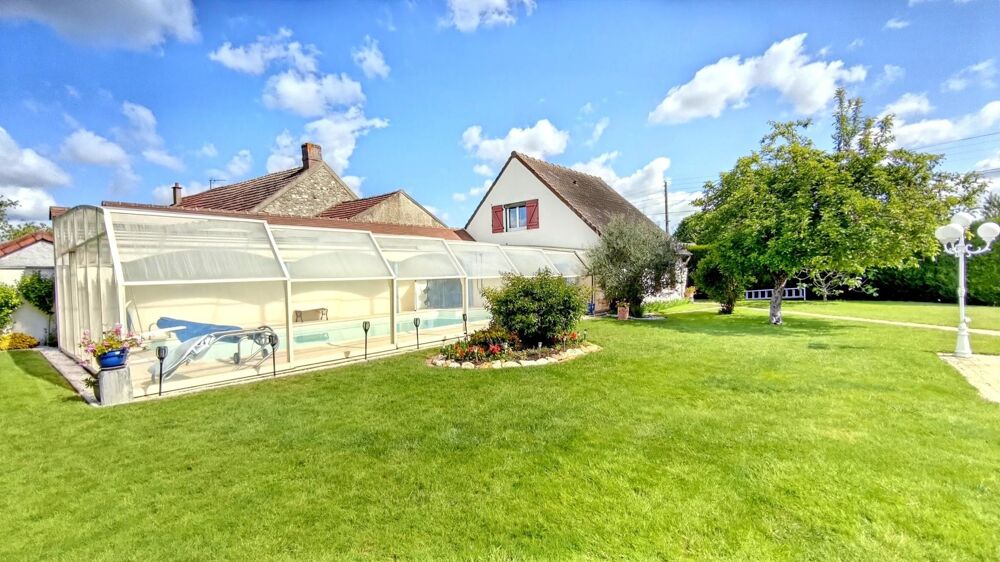 Vente Maison Villa 8 pièces,6 chambres, piscine, dépendance Goupillieres