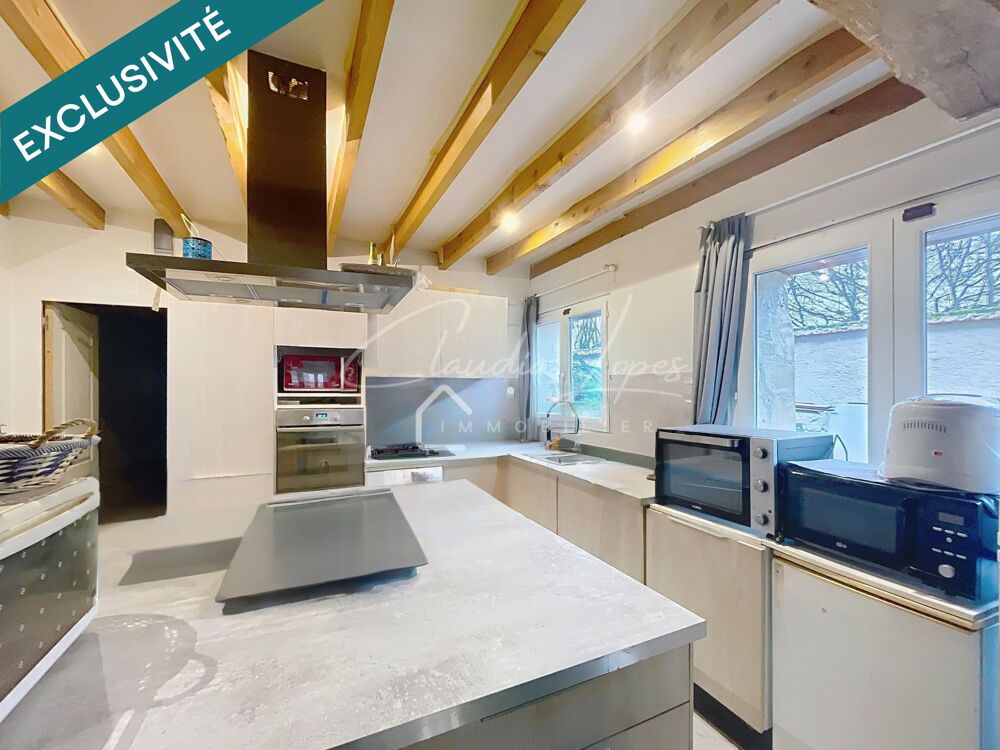Maison LONGERE 150 m² FORT POTENTIEL