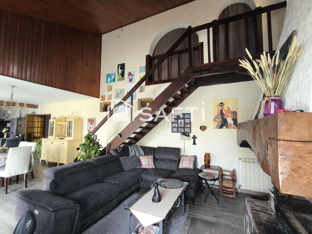 Maison 4 faces, 3 chambres, bureau, piscine, studio