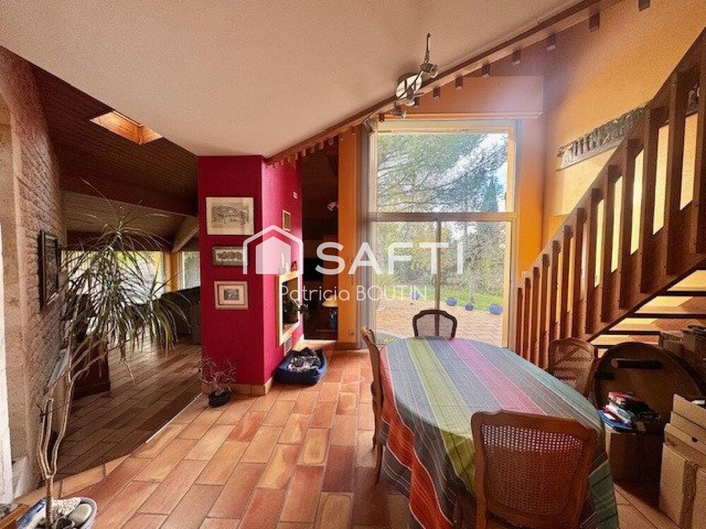 Vente Maison MAGNIFIQUE MAISON D'ARCHITECTE 3 CHAMBRES 1 BUREAU ET GARAGE A NIORT ! Niort