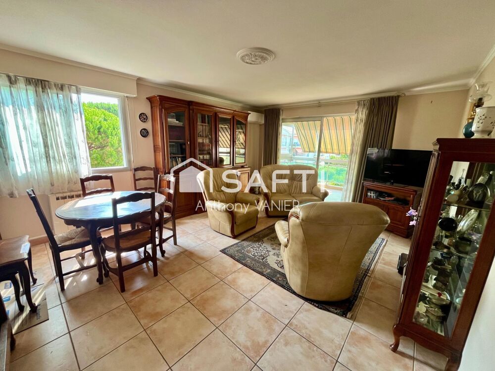 Vente Appartement Spacieux T4 au calme avec garage et cave. Piscine Saint-laurent-du-var