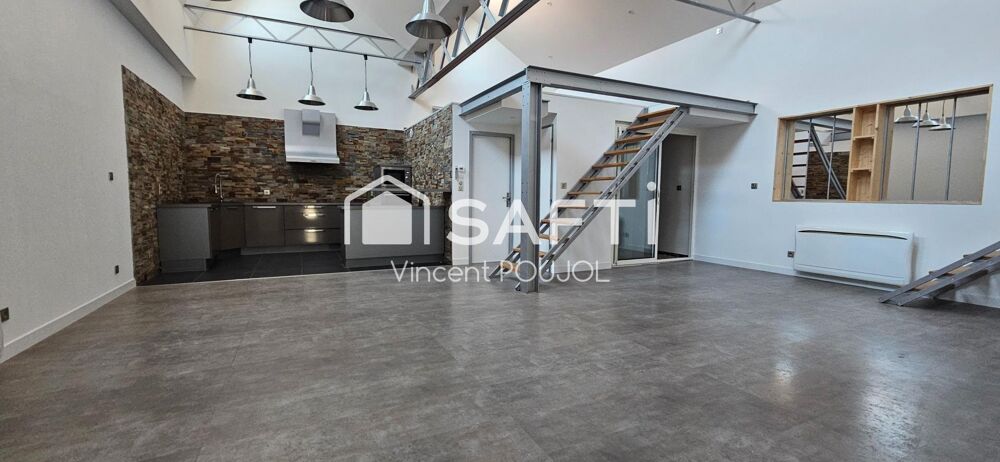 Vente Appartement A u pied de la Gare - Loft de 115 m² habitables - terrasse - place privative de parking Troyes