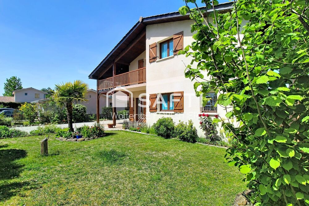 Vente Maison MAISON T4 DE 210 m² AVEC APPARTEMENT T3 INDEPENDANT, GARAGE, TERRASSES, AU CALME. Arès