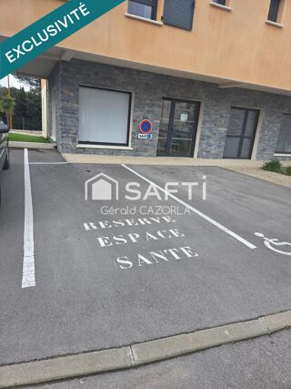  Parking / Garage  vendre 12 m