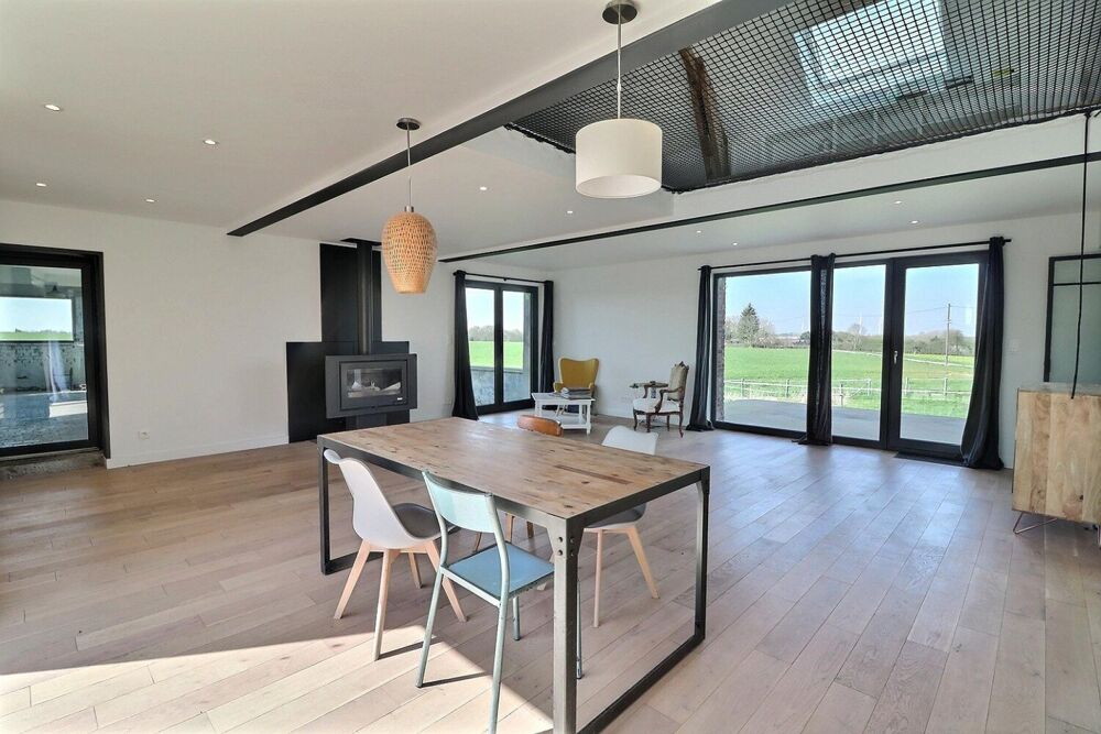 Vente Maison Magnifique rénovation pour cette ferme avec sa grange et ses dépendances dans un environnement exceptionnel, le tout sur plus de Caudry