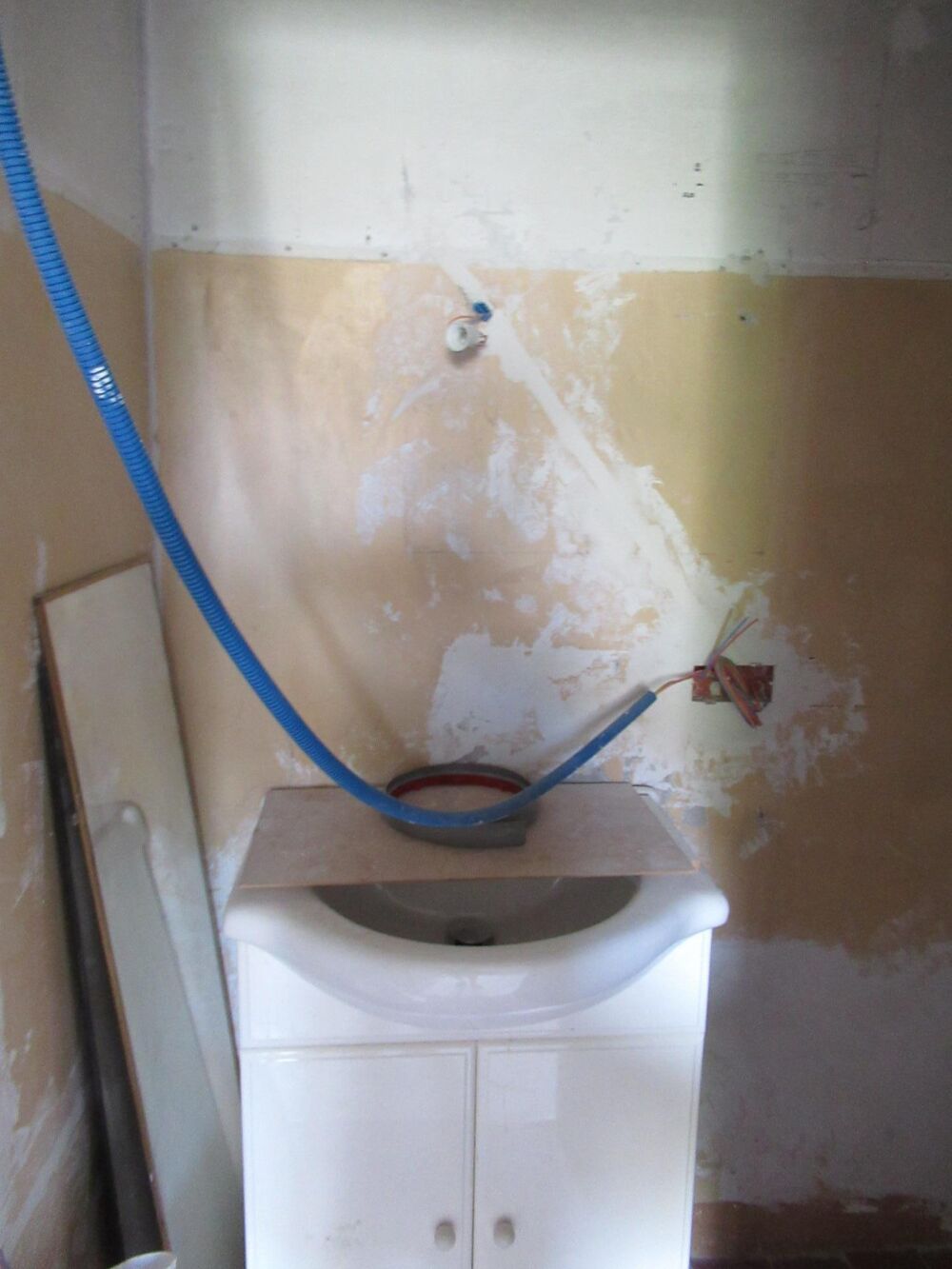 Vente Appartement Possibilité de faire un deux pièces Puget-theniers