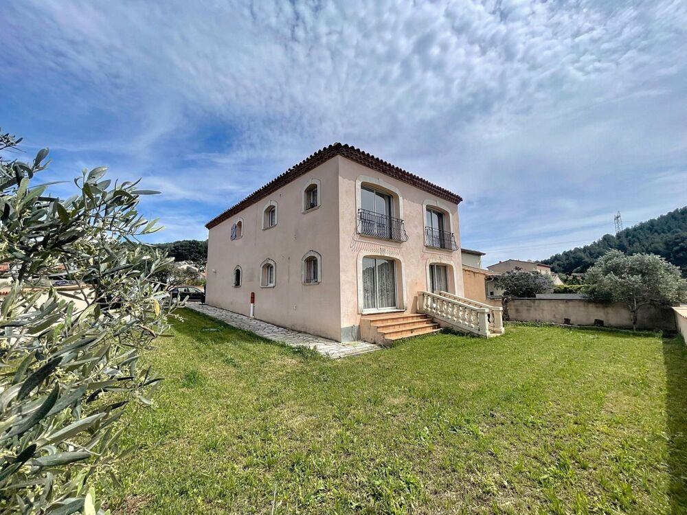 Le Rove, maison de 240m² sur terrain de 600m²