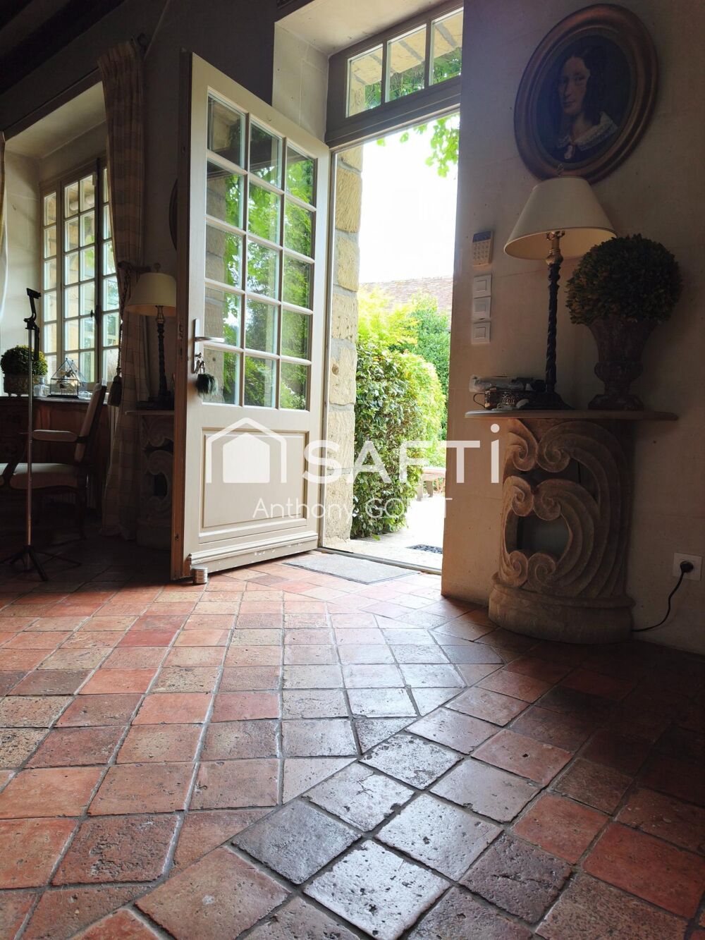 à vendre  Propriété/château Us (95450)