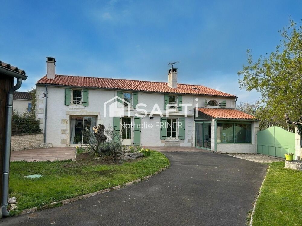 Maison 5 pièces 141 m² · à Benet · 141 m² · 239 000 €