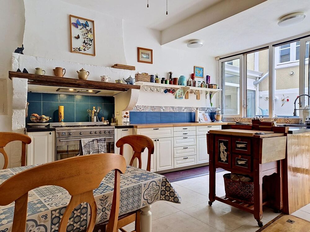 MAISON DE MAITRE IDEALE POUR UNE GRANDE FAMILLE