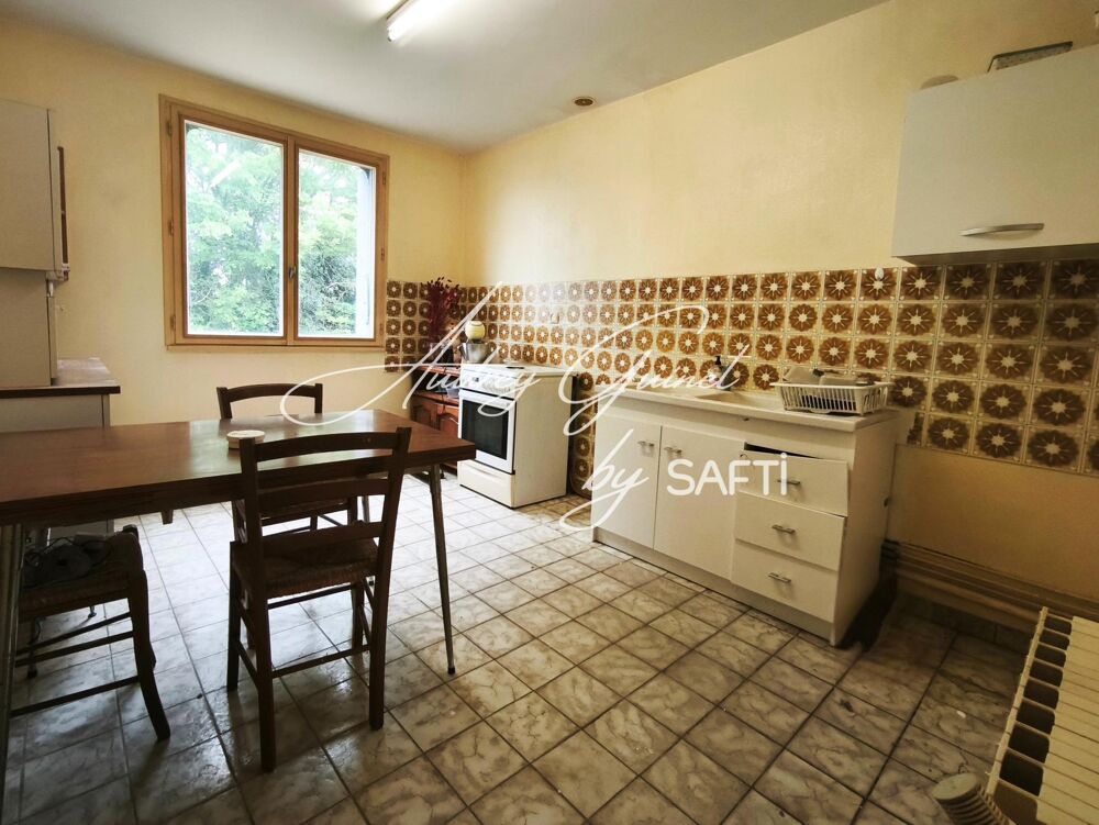 Vente Maison Maison à fort potentiel à Savigny-l'Évescault (86800) Savigny-levescault