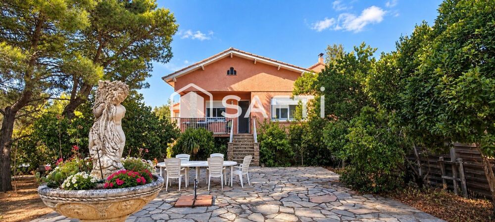 Maison 180m2 avec piscine, 3 garages, un T2, terrain 1230m2