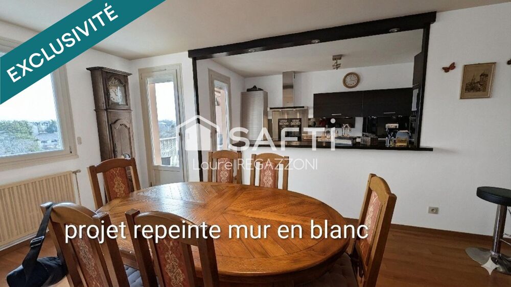Au pied des remparts - grand appartement avec balconnet (DPE C)