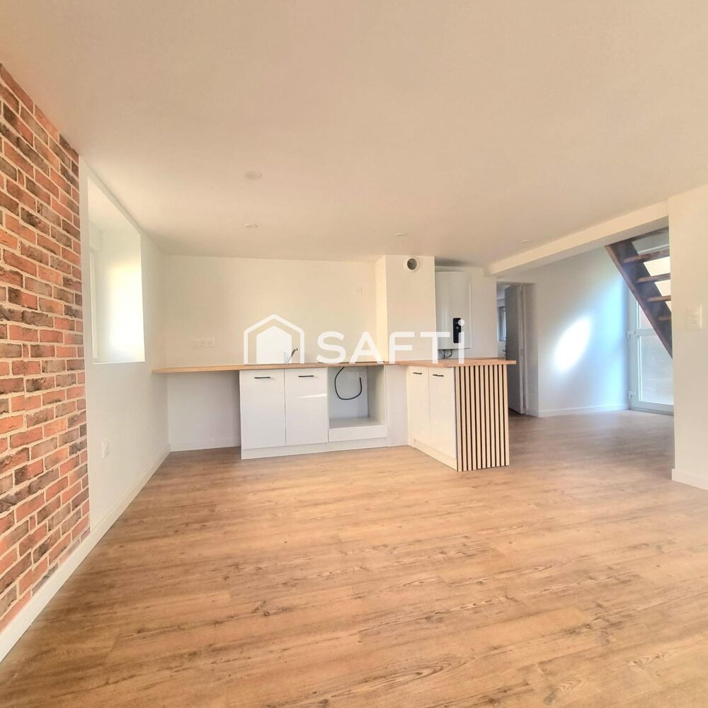 Très jolie maison refaite de 120m² avec jardin de 7 ares et grange de 90m² au calme à Walheim