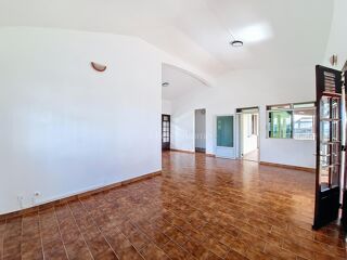  Appartement à louer 4 pièces 120 m²
