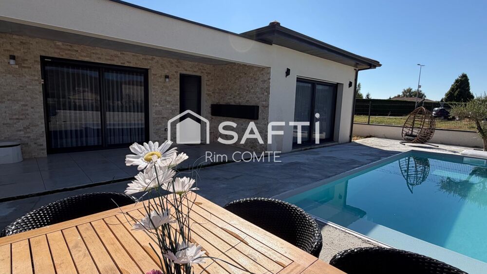 Vente Maison Maison contemporaine où design, confort et prestations de qualité se conjuguent autour d'une superbe piscine 7/3en PVC armé!! Sablons
