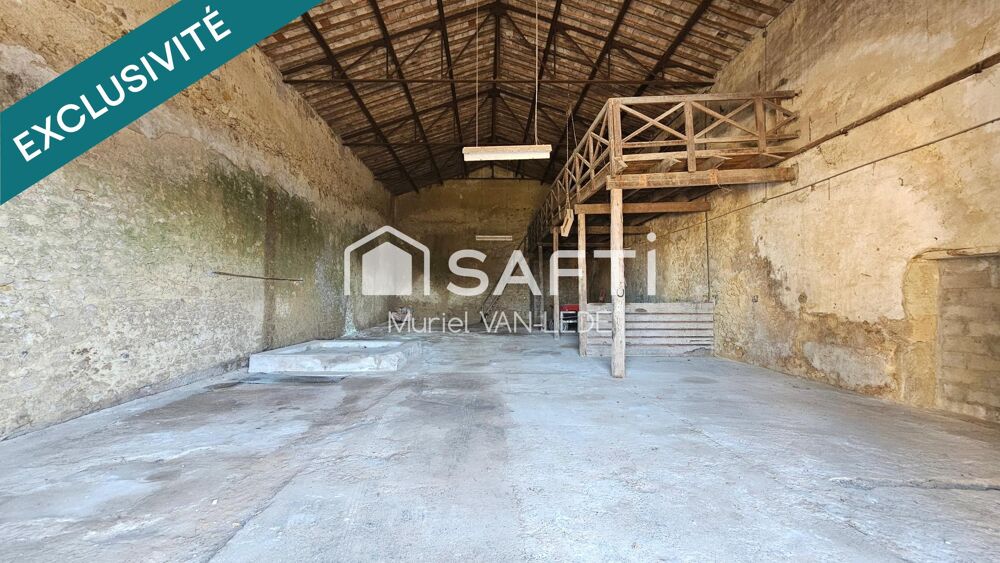 Vente Immeuble Remise en pierre de 235 m² avec vue dégagée sur la campagne Tressan