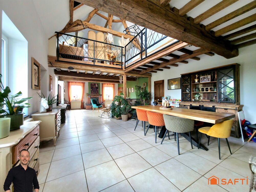 Vente Maison Corps de ferme rénové avec installations équestres Mazinghien