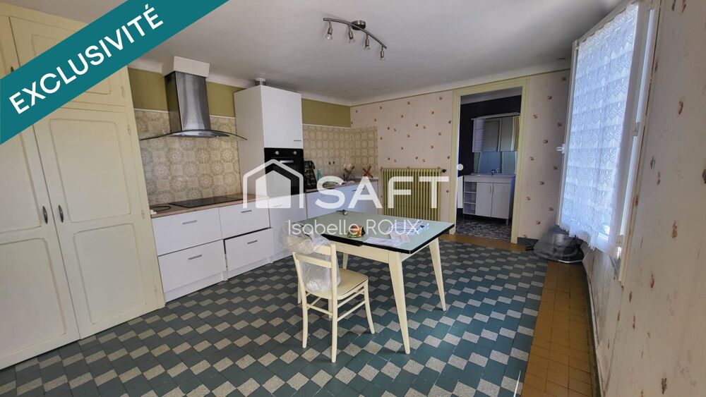 Maison avec terrain et annexes proche de Pau