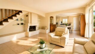  Maison à vendre 8 pièces 165 m²