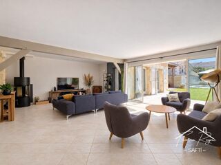  Maison à vendre 8 pièces 234 m²