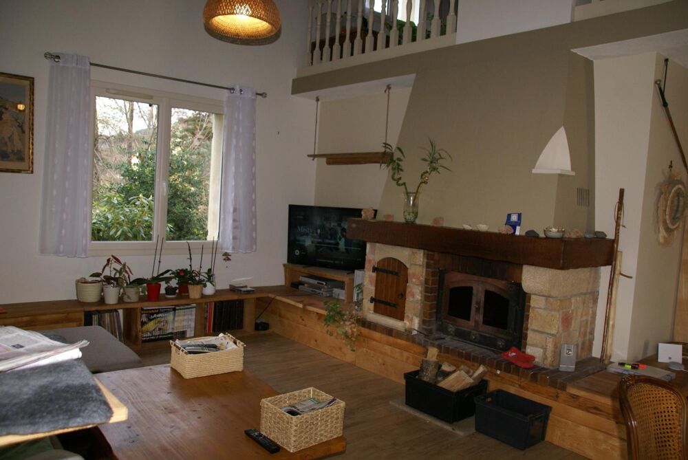 Vente Maison Grande maison traditionnelle avec grand terrain plat Desaignes