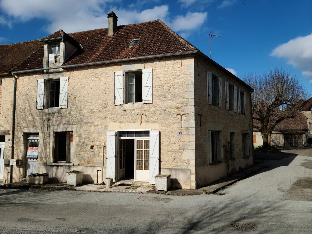 Maison en pierre, possibilité deux passartements.
