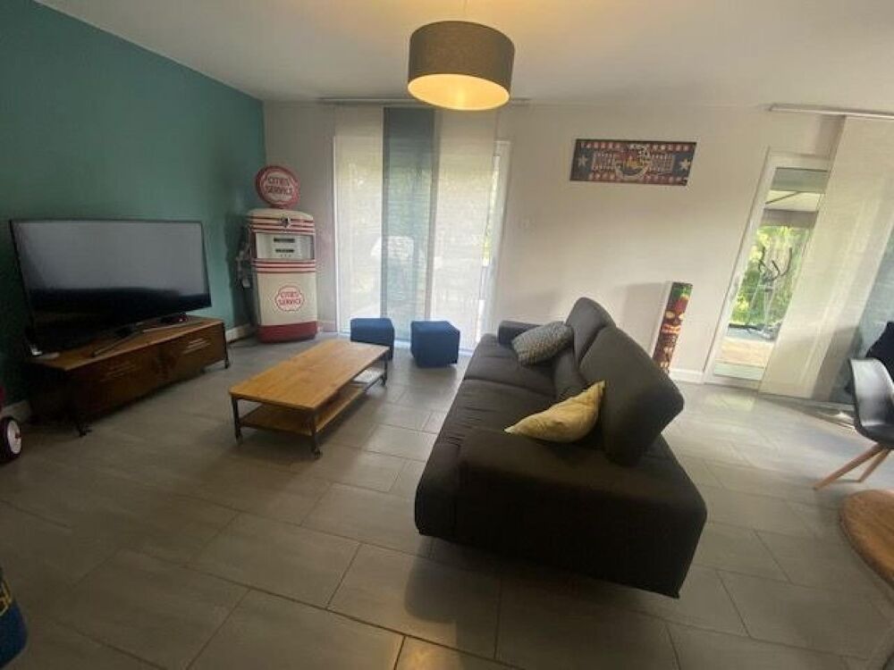 Maison familiale au calme dans village champêtre