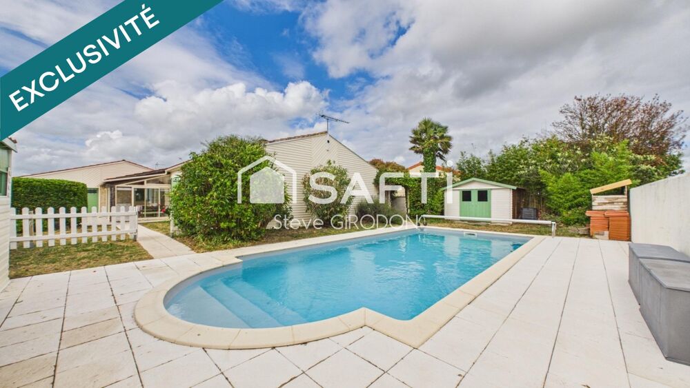 Maison de plain-pied avec piscine à Marans