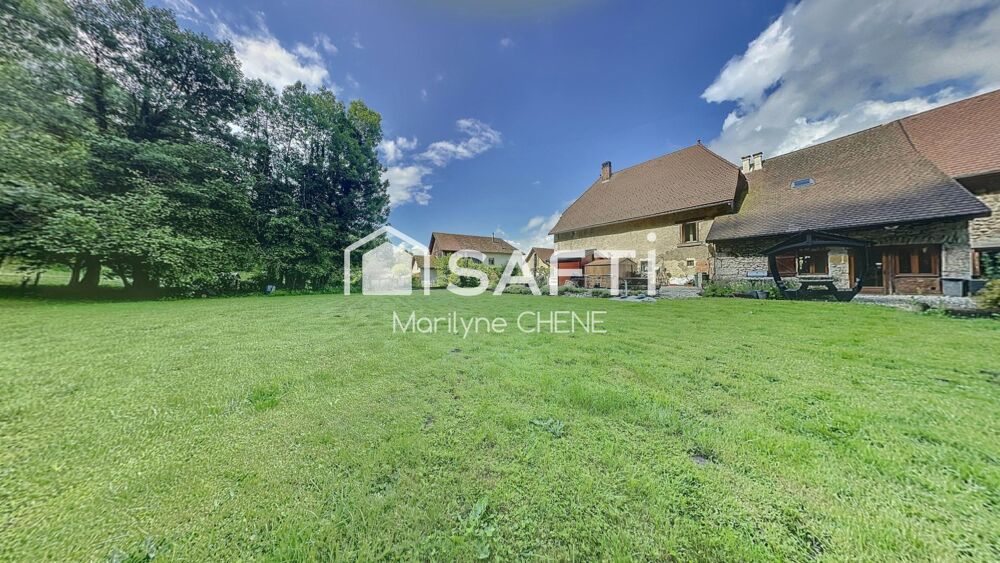 Vente Maison Une maison de 205m² + une autre maison de 236m² sur une parcelle de 2417m² Saint-christophe