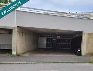  Parking / Garage  vendre 15 m